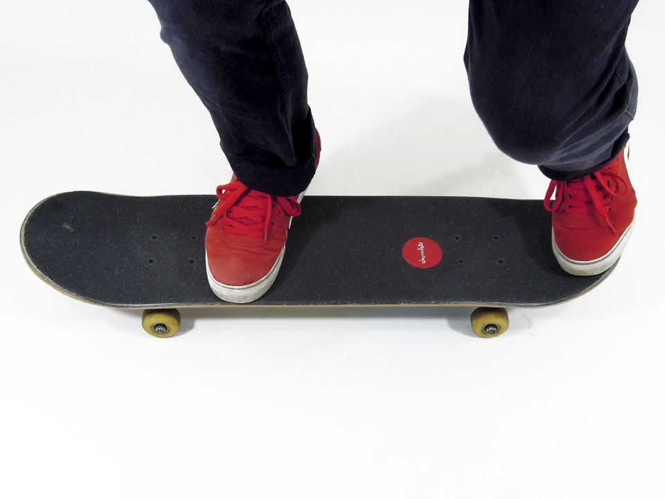スケボーのオーリーが浮かぶ原理について スケボー通販ショップ Hi5 Skateboarding